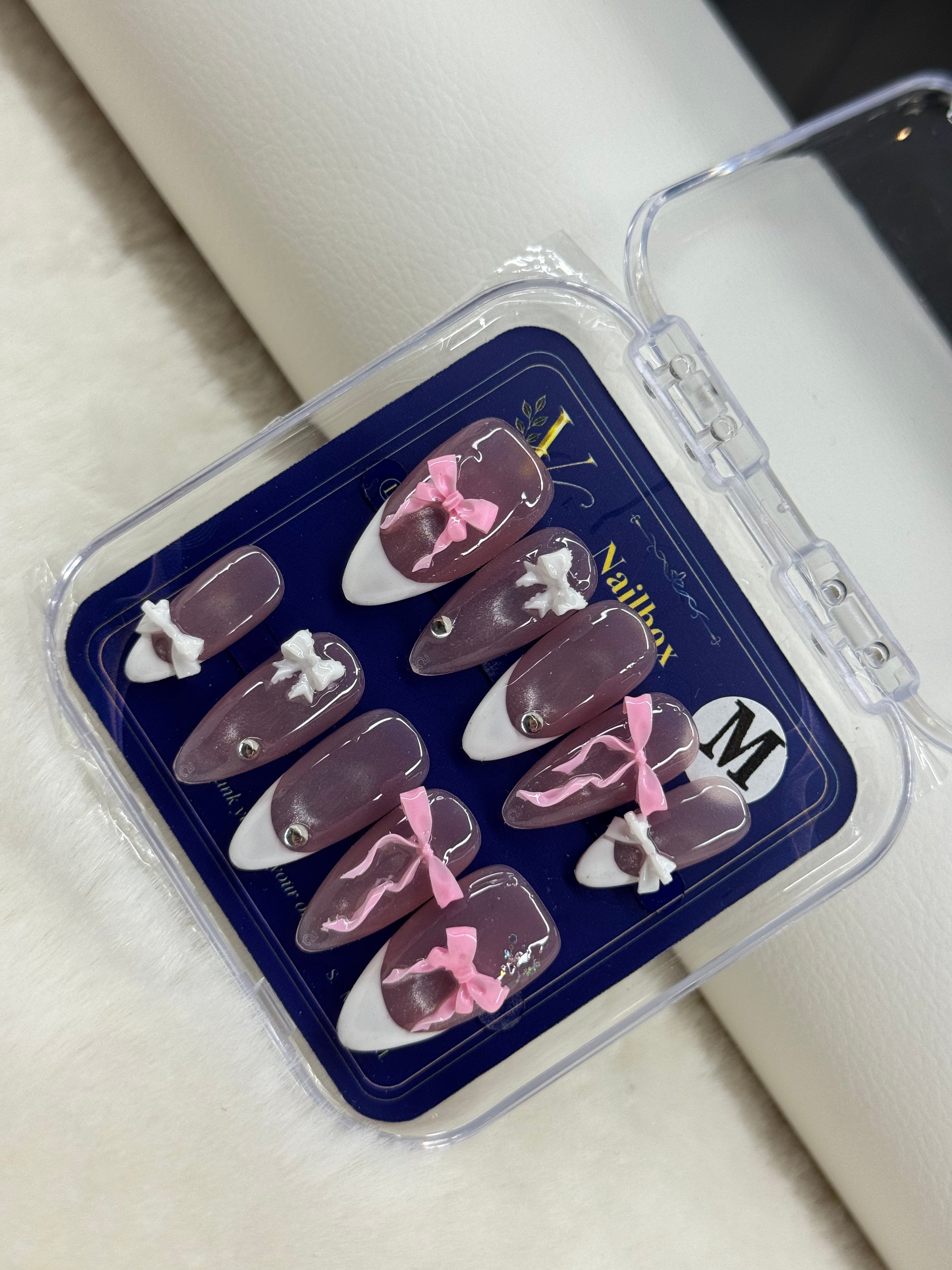 Medium Almond Press Ons